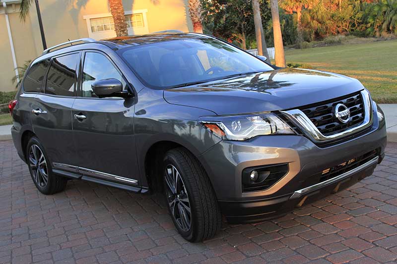 2017 Nissan Pathfinder Platinum 4WD