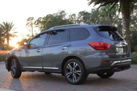 2017 Nissan Pathfinder Platinum 4WD