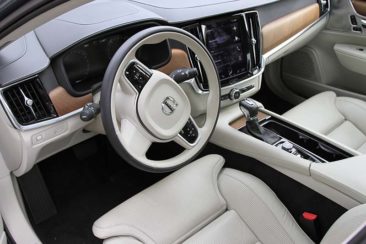 2017 Volvo S90 T6 AWD Inscription