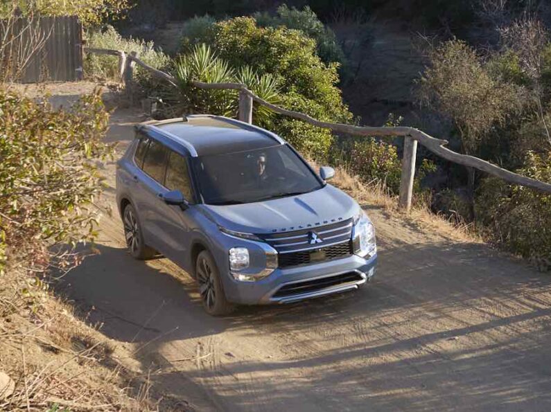 Mitsubishi Outlander SEL 2025: Lujo Accesible y Versatilidad con Sabor Japonés